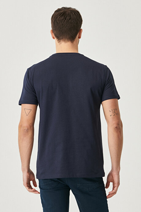 Slim Fit Dar Kesim Bisiklet Yaka %100 Pamuk Kısa Kollu Lacivert Tişört resmi