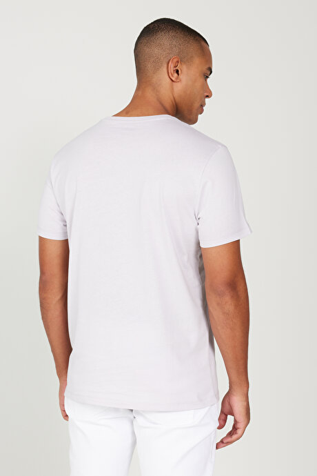Slim Fit Dar Kesim Bisiklet Yaka %100 Pamuk Kısa Kollu Lila Tişört resmi