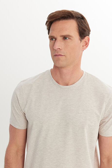 360 Derece Her Yöne Esneyen Slim Fit Bisiklet Yaka Bej Melanj Tişört resmi