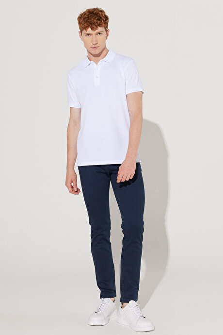 Slim Fit Dar Kesim Polo Yaka %100 Pamuk Kısa Kollu Beyaz Tişört resmi