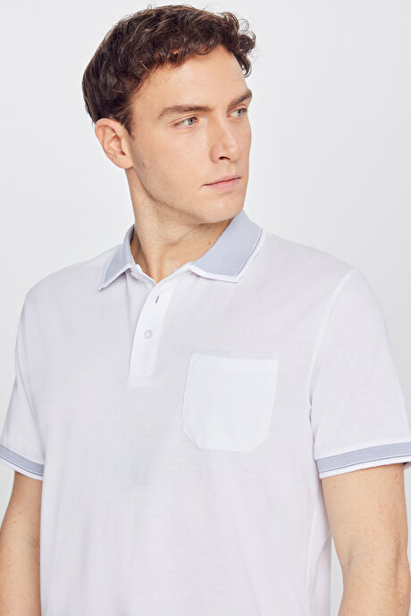Pamuklu Comfort Fit Rahat Kesim Polo Yaka Cepli Beyaz-Beyaz Tişört resmi