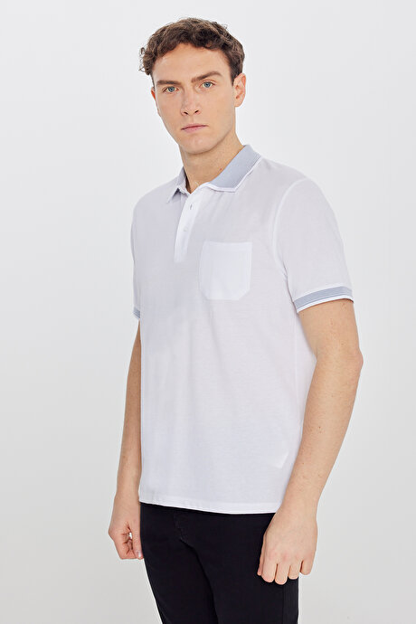 Pamuklu Comfort Fit Rahat Kesim Polo Yaka Cepli Beyaz-Beyaz Tişört resmi
