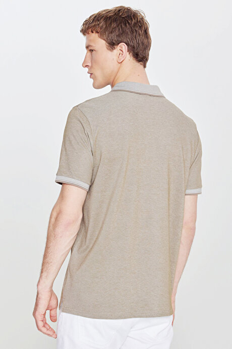 Pamuklu Comfort Fit Rahat Kesim Polo Yaka Cepli Nefti-Beyaz Tişört resmi