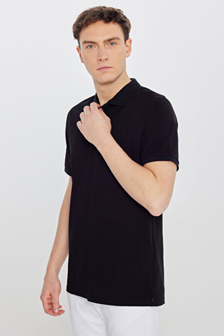 Pamuklu Comfort Fit Rahat Kesim Polo Yaka Cepli Siyah-Siyah Tişört resmi