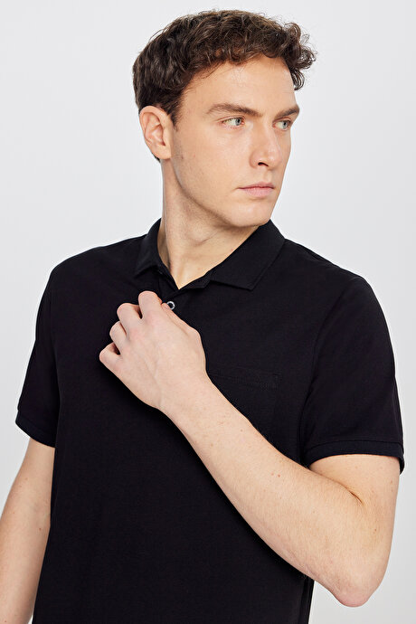 Pamuklu Comfort Fit Rahat Kesim Polo Yaka Cepli Siyah-Siyah Tişört resmi