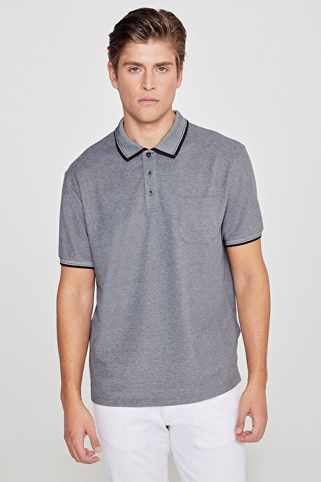 Pamuklu Comfort Fit Rahat Kesim Polo Yaka Cepli Siyah Tişört resmi