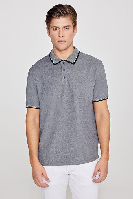 Pamuklu Comfort Fit Rahat Kesim Polo Yaka Cepli Siyah Tişört resmi