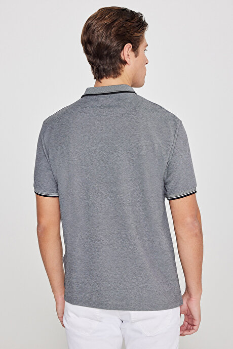 Pamuklu Comfort Fit Rahat Kesim Polo Yaka Cepli Siyah Tişört resmi