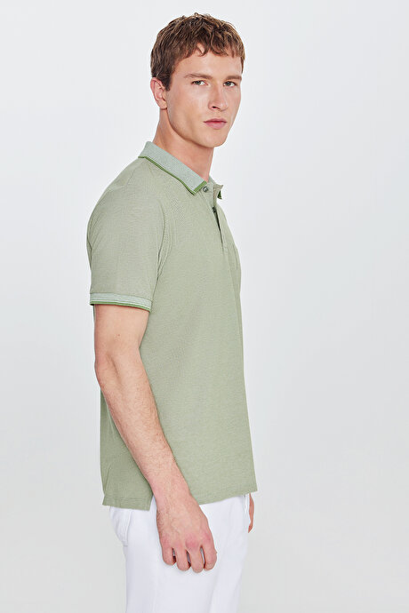 Pamuklu Comfort Fit Rahat Kesim Polo Yaka Cepli Yeşil Tişört resmi
