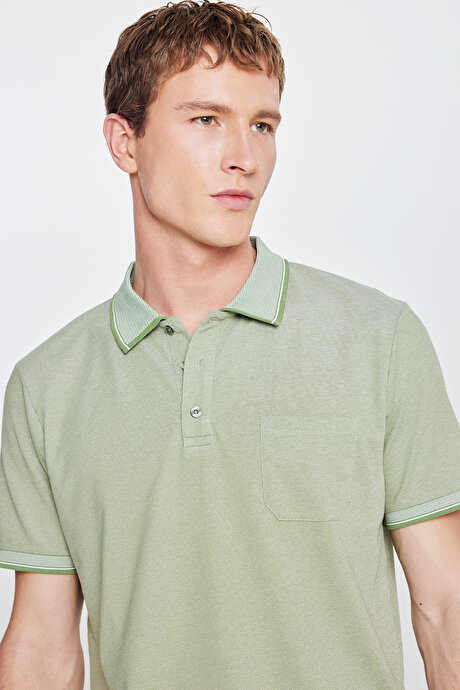 Pamuklu Comfort Fit Rahat Kesim Polo Yaka Cepli Yeşil Tişört resmi