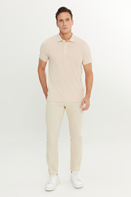 Slim Fit Dar Kesim Kıvrılmaz Polo Yaka Kısa Kollu Açık Bej-Beyaz Tişört resmi