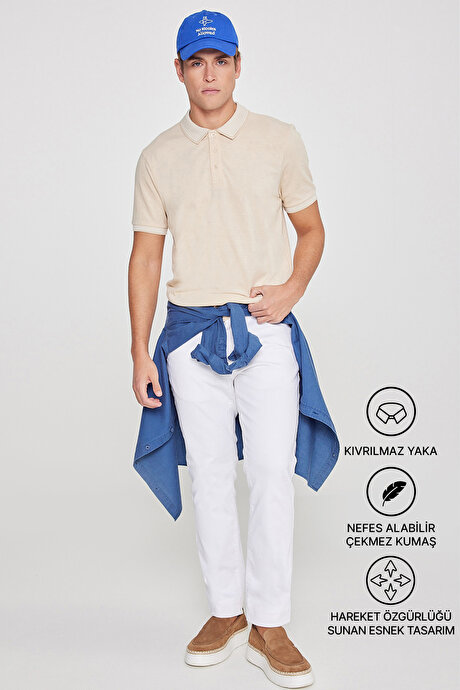 Slim Fit Dar Kesim Kıvrılmaz Polo Yaka Kısa Kollu Açık Bej-Beyaz Tişört resmi