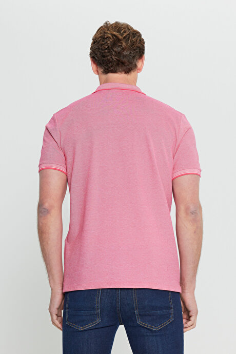 Slim Fit Dar Kesim Kıvrılmaz Polo Yaka Kısa Kollu Fuşya-Beyaz Tişört resmi