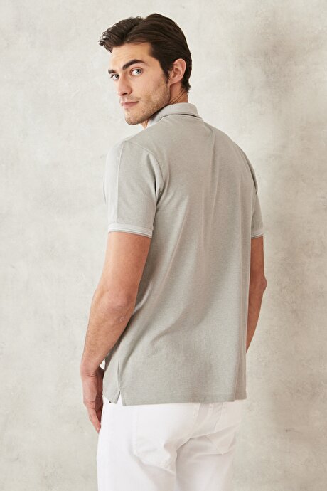 Slim Fit Dar Kesim Kıvrılmaz Polo Yaka Kısa Kollu Gri Tişört resmi