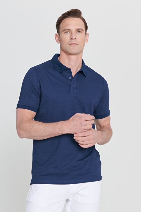 Slim Fit Dar Kesim Kıvrılmaz Polo Yaka Kısa Kollu Lacivert Tişört resmi