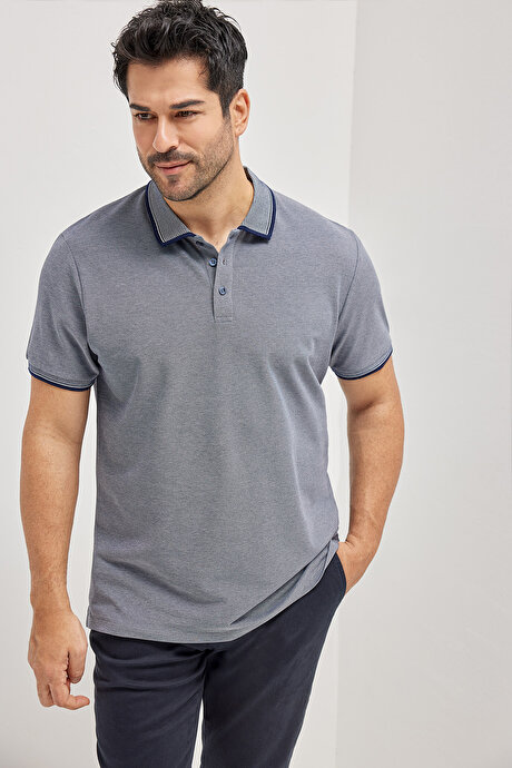 Slim Fit Dar Kesim Kıvrılmaz Polo Yaka Kısa Kollu Lacivert Tişört resmi