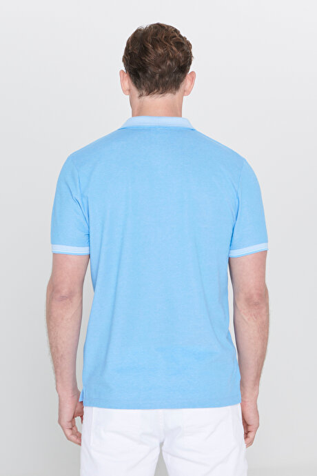 Slim Fit Dar Kesim Kıvrılmaz Polo Yaka Kısa Kollu Mavi Tişört resmi
