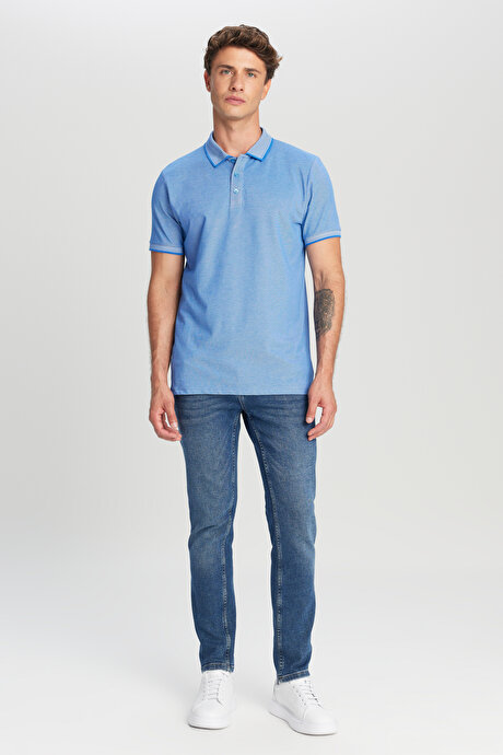 Slim Fit Dar Kesim Kıvrılmaz Polo Yaka Kısa Kollu Saks-Beyaz Tişört resmi