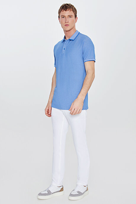 Slim Fit Dar Kesim Kıvrılmaz Polo Yaka Kısa Kollu Saks-Beyaz Tişört resmi