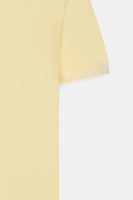 Slim Fit Dar Kesim Kıvrılmaz Polo Yaka Kısa Kollu Sarı-Beyaz Tişört resmi