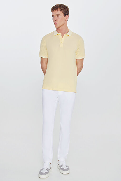 Slim Fit Dar Kesim Kıvrılmaz Polo Yaka Kısa Kollu Sarı-Beyaz Tişört resmi