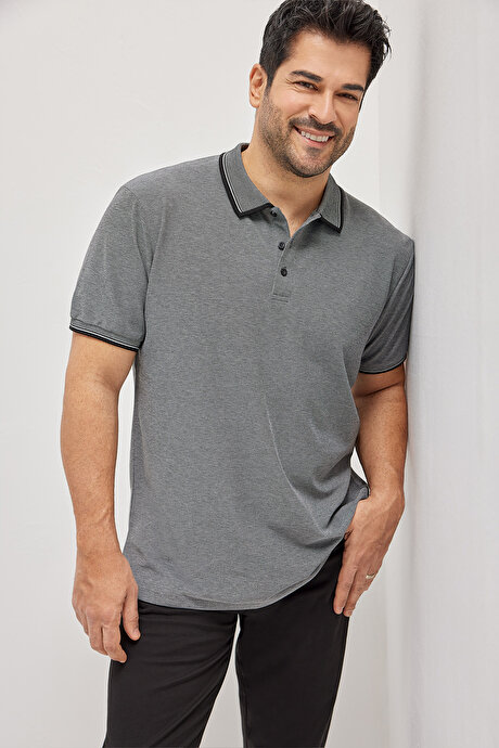 Slim Fit Dar Kesim Kıvrılmaz Polo Yaka Kısa Kollu Siyah Tişört resmi