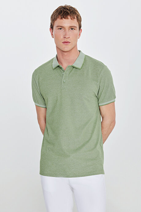 Slim Fit Dar Kesim Kıvrılmaz Polo Yaka Kısa Kollu Yeşil Tişört resmi