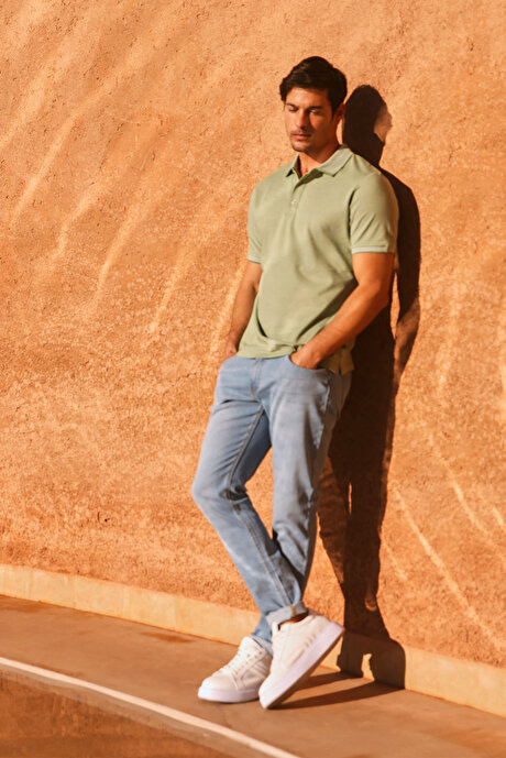 Slim Fit Dar Kesim Kıvrılmaz Polo Yaka Kısa Kollu Yeşil Tişört resmi