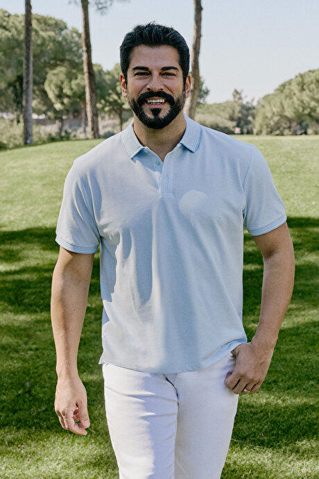 Slim Fit Dar Kesim Kıvrılmaz Polo Yaka Kısa Kollu Açık Mavi Tişört resmi