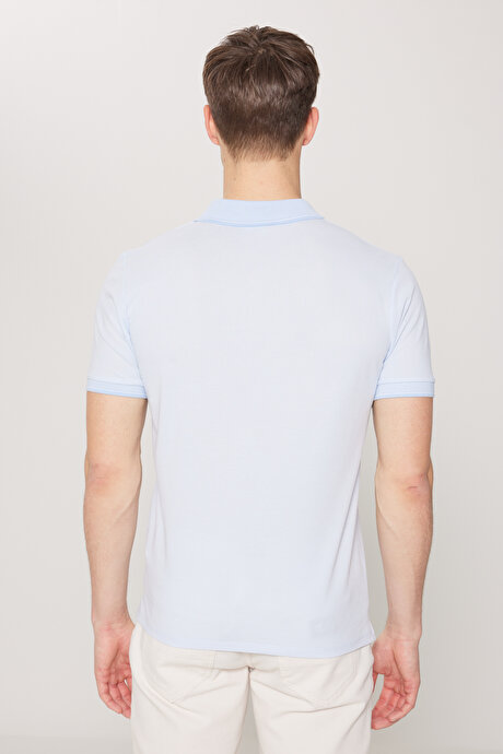 Slim Fit Dar Kesim Kıvrılmaz Polo Yaka Kısa Kollu Açık Mavi Tişört resmi