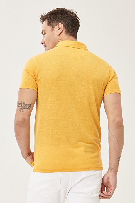 Slim Fit Dar Kesim Polo Yaka %100 Pamuk Koyu Sarı Tişört resmi