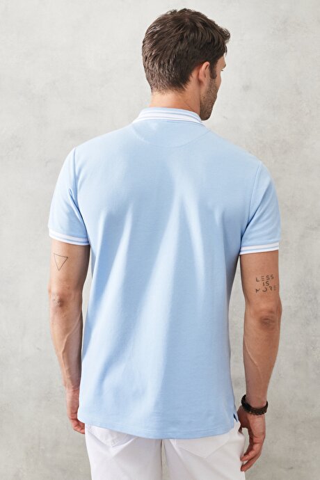 Slim Fit Dar Kesim Polo Yaka %100 Pamuk Açık Mavi Tişört resmi