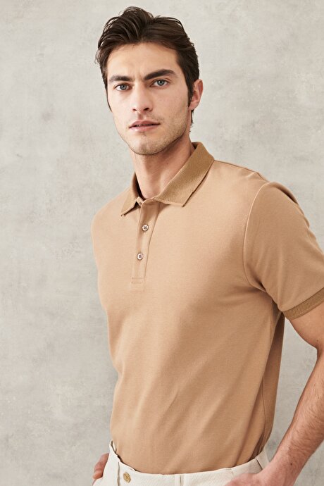 Slim Fit Dar Kesim Polo Yaka %100 Pamuk Vizon Tişört resmi