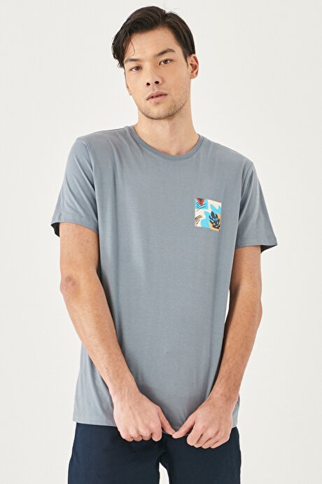 Slim Fit Dar Kesim %100 Pamuk Bisiklet Yaka Baskılı Taş Yeşili Tişört resmi