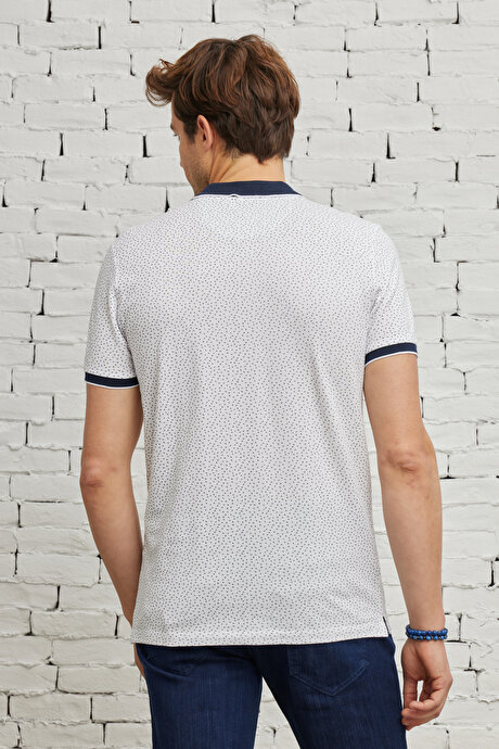 Slim Fit Dar Kesim Polo Yaka %100 Pamuk Baskılı Beyaz-Lacivert Tişört resmi