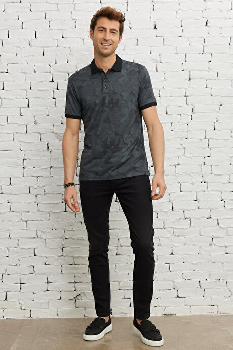 Slim Fit Dar Kesim Polo Yaka Jakarlı Siyah Tişört resmi