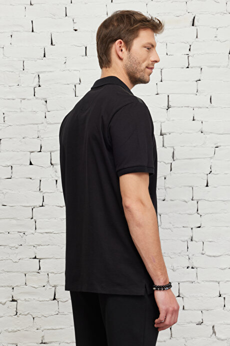 Slim Fit Dar Kesim Polo Yaka Baskılı Pamuklu Siyah Tişört resmi