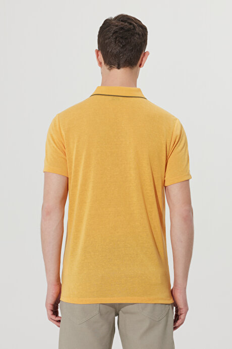 Slim Fit Dar Kesim Polo Yaka Cepli Kısa Kollu Keten Görünümlü Sarı Tişört resmi