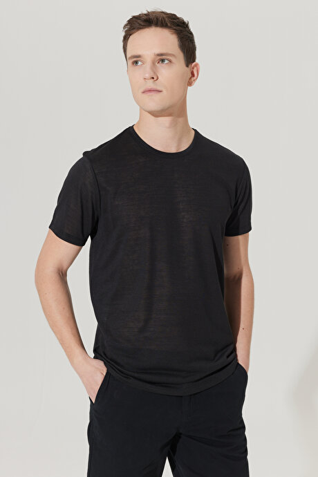 Slim Fit Dar Kesim Bisiklet Yaka Kısa Kollu Keten Görünümlü Siyah Tişört resmi