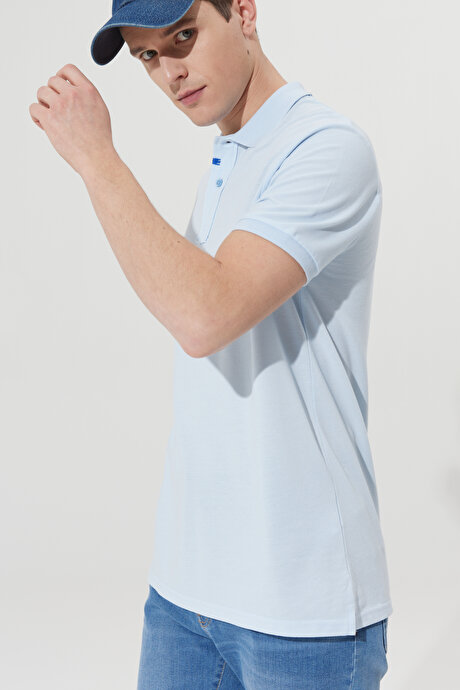 Slim Fit Dar Kesim Polo Yaka Pamuklu Kısa Kollu Açık Mavi Tişört resmi