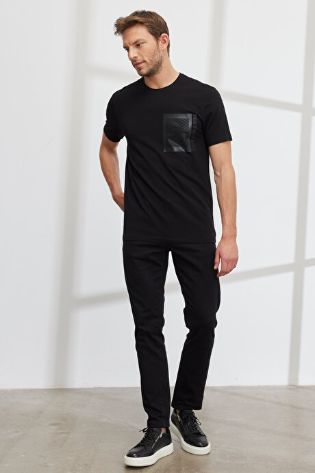 Slim Fit Dar Kesim Bisiklet Yaka Kısa Kollu Pamuklu Baskılı Siyah Tişört resmi