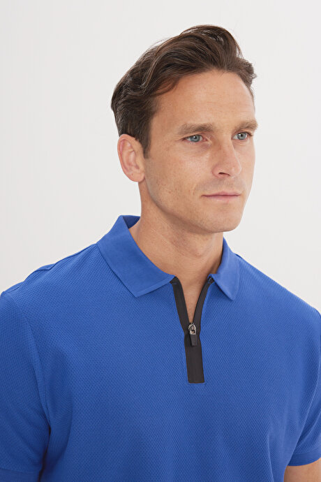 Slim Fit Dar Kesim Polo Yaka %100 Pamuk Petek Desenli Kısa Kollu Saks Tişört resmi