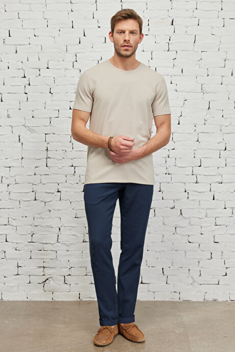 Slim Fit Dar Kesim Bisiklet Yaka Kısa Kollu Yumuşak Tuşeli Basic Bej Tişört resmi