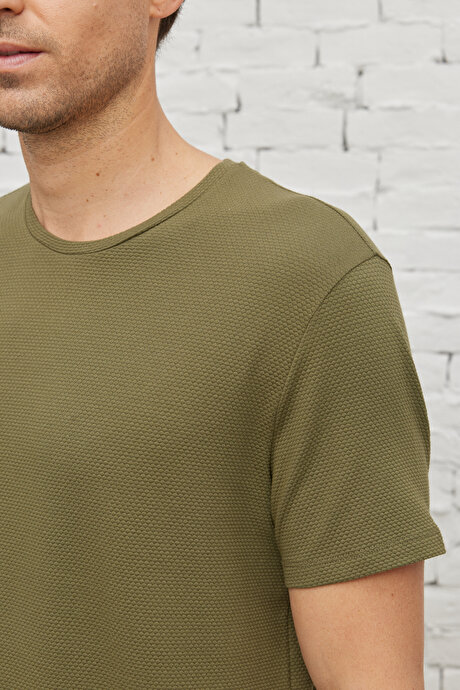 Slim Fit Dar Kesim Bisiklet Yaka Kısa Kollu Yumuşak Tuşeli Basic Haki Tişört resmi