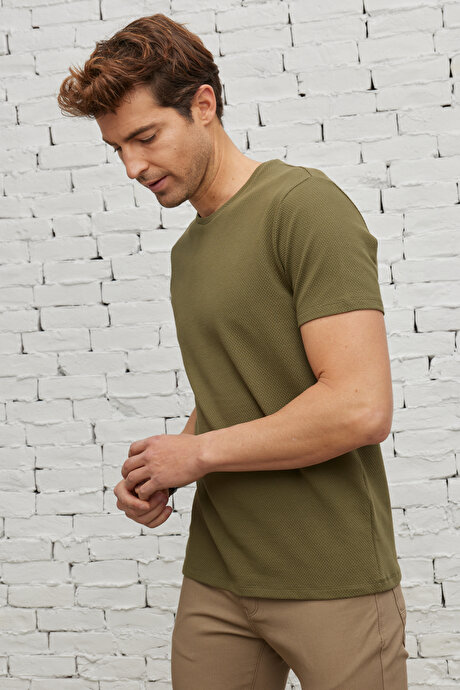 Slim Fit Dar Kesim Bisiklet Yaka Kısa Kollu Yumuşak Tuşeli Basic Haki Tişört resmi