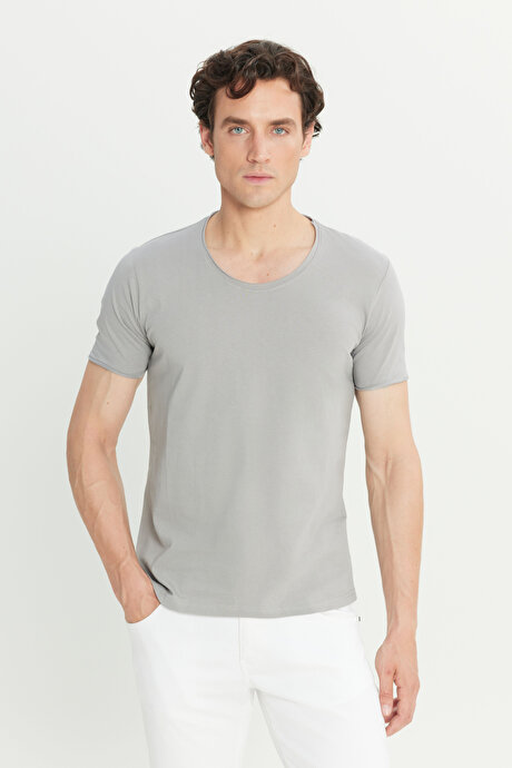 Standart Fit Normal Kesim Bisiklet Yaka %100 Pamuk Kısa Kollu Gri Tişört resmi