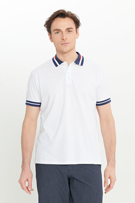 Slim Fit Dar Kesim Polo Yaka %100 Pamuk Beyaz Tişört resmi