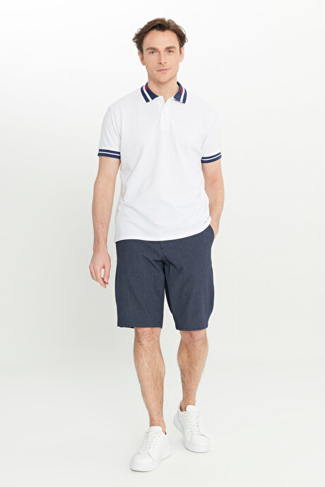 Slim Fit Dar Kesim Polo Yaka %100 Pamuk Beyaz Tişört resmi