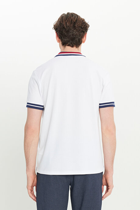 Slim Fit Dar Kesim Polo Yaka %100 Pamuk Beyaz Tişört resmi