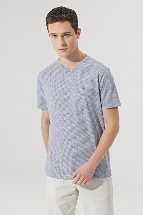 Kolay Ütülenebilir Slim Fit Dar Kesim Bisiklet Yaka Jakarlı Kısa Kollu Lacivert-Beyaz Tişört resmi